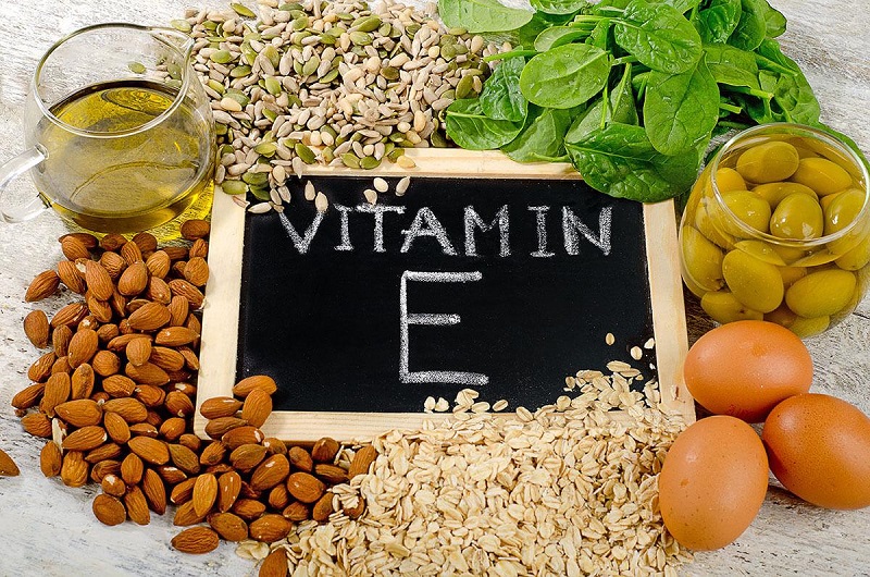 cách trị mụn cho nam tuổi dậy thì bằng vitamin e